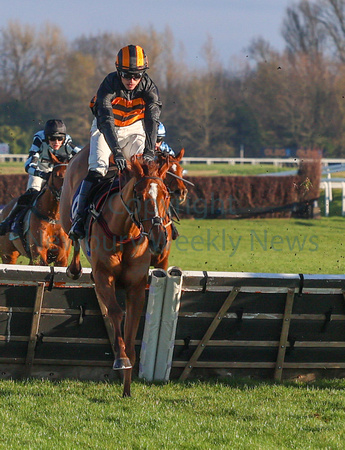 NWN 04-0225B Newbury Races - Grosvenor Sport Raceday