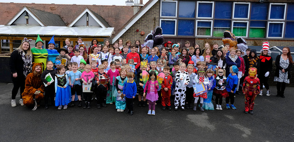 BW 1322C Hungerford Primary School