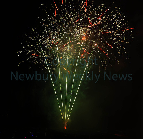 44-1522D Falkland Fireworks