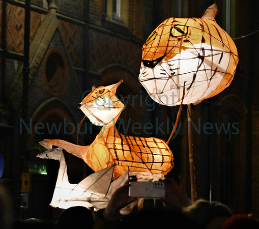 49-2422AA Newbury Lantern Parade