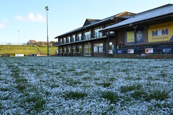 49-2022C Newbnury Rugby Club - Frozen pitch