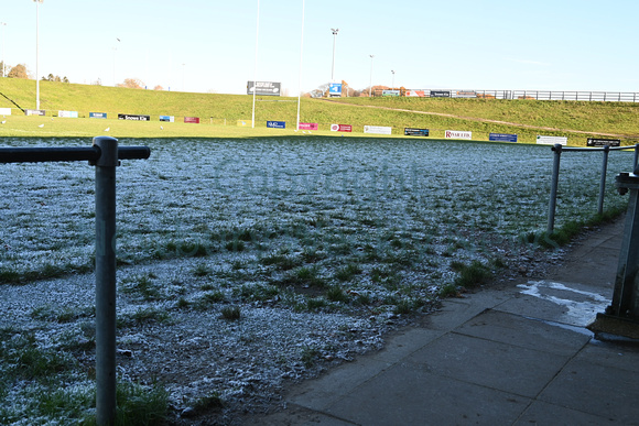 49-2022A Newbnury Rugby Club - Frozen pitch