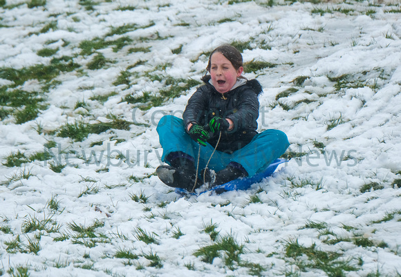 09-1523Q sledging at Goldwell Park