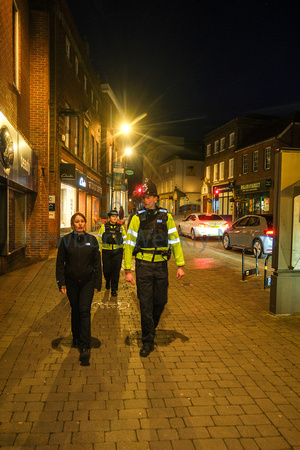 11-1223N Police in Newbury