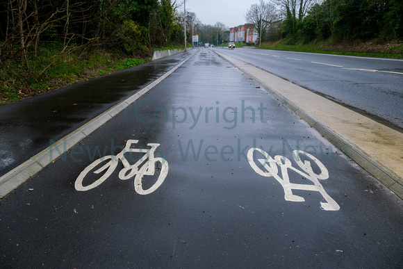 12-1723F Cycle Path on A4