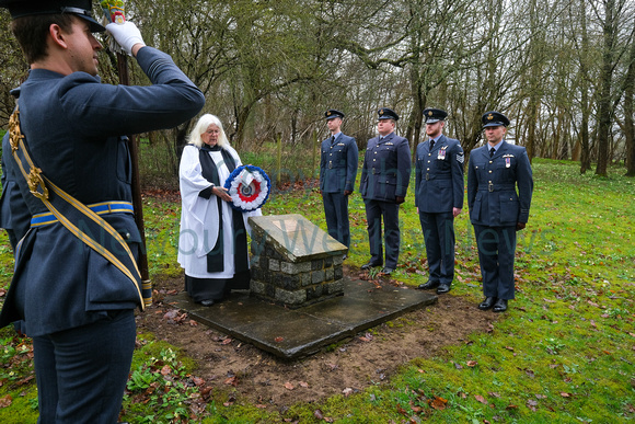 13-0323I RAF Welford Remembrance