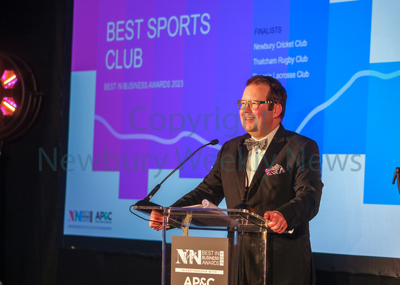 BIB 2123H NWN Best in Business - Best Sports Club