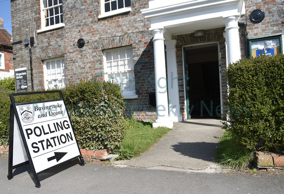 19-0316C Kingsclere Polling station