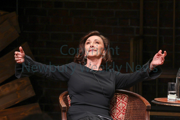 NWN 42-0124F Shirley Ballas