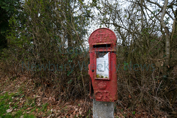 11-1221A Bucklebury Post Box