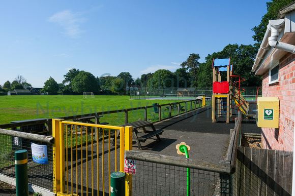 NWN 36-0123 A Cold Ash Recreation Ground