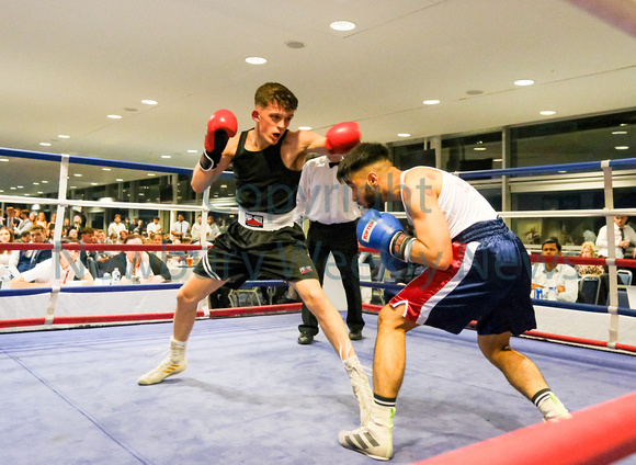 20-1822C Boxing Ivan Beynon vs Sarin Shiek