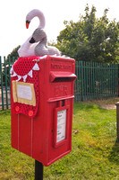 36-0321D Knitted swan in Thatcham