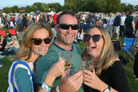 37-1721F Newbury Beer Festival
