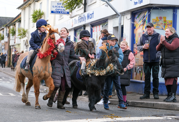 NWN 51-0123 AB Lambourn Boxing day Hunt