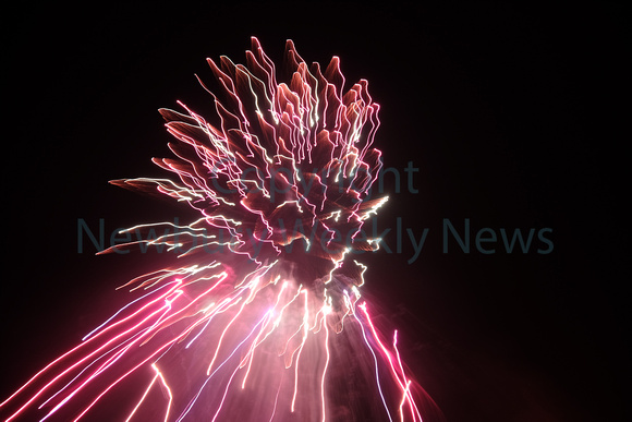45-2021Y Chieveley Fireworks