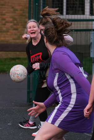 02-0420A Netball Hungerford extra vs Nby 4by4