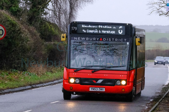 08-2720D Newbury Bus