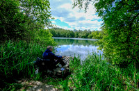 21-0120D Fishing on the lake
