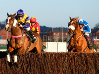03-0122Q Newbury Races