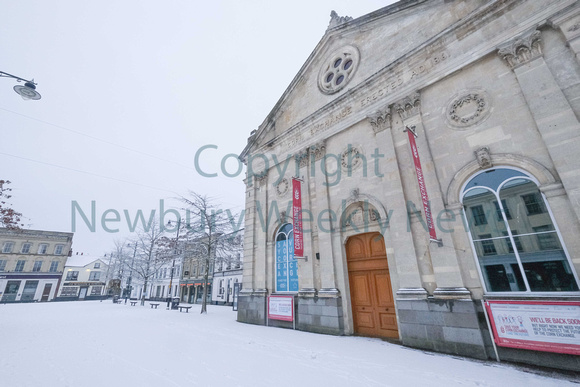 04-1021U Snow - Newbury