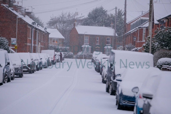 04-1221D Snow - Newbury