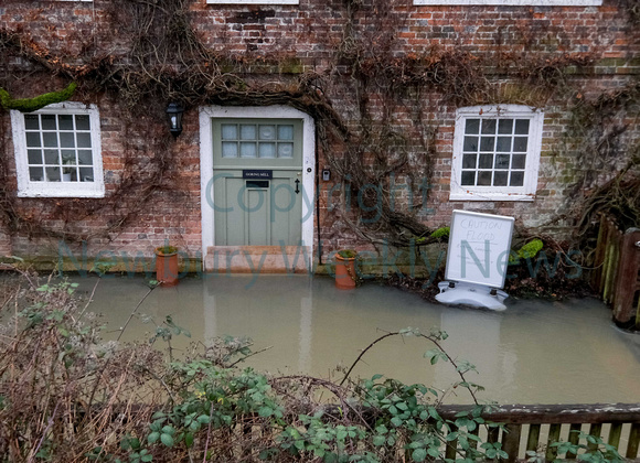05-0421K Flood - Goring River Thames