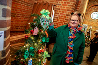 NWN 49-0224D St Johns Church Christmas Trees