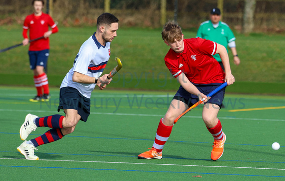 NWN 09-0225A A Hockey - Newbury 1st vs Berkhamsted & Hemel Hempstead 1