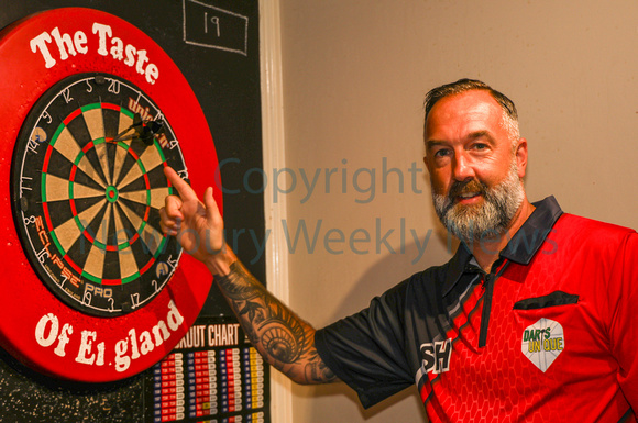 NWN 34-0324B Taste of England Charity Darts