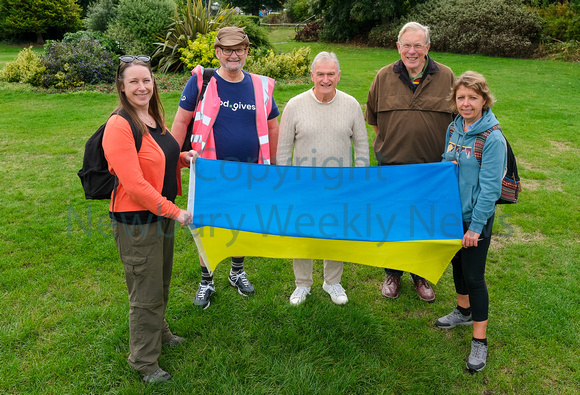 36-1822A Ukraine Charity Walk